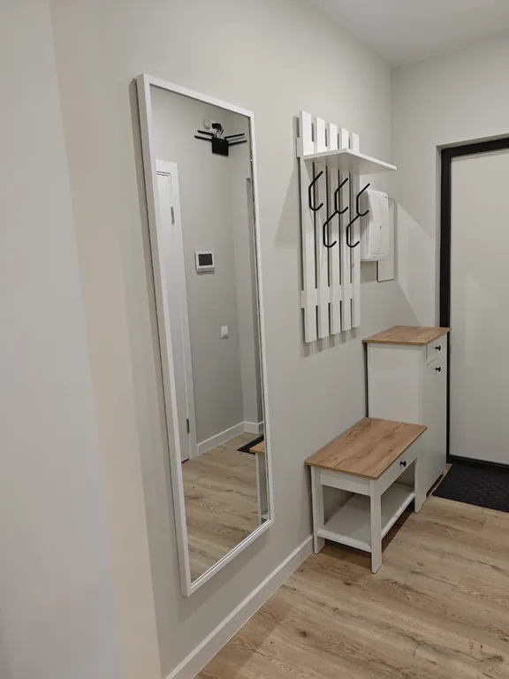 Просторная квартира студия для проведения романтических вечеринок