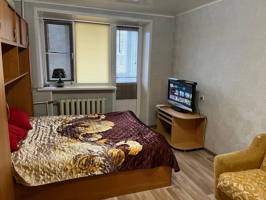 Уютная квартира — аренда посуточно в Новошахтинск