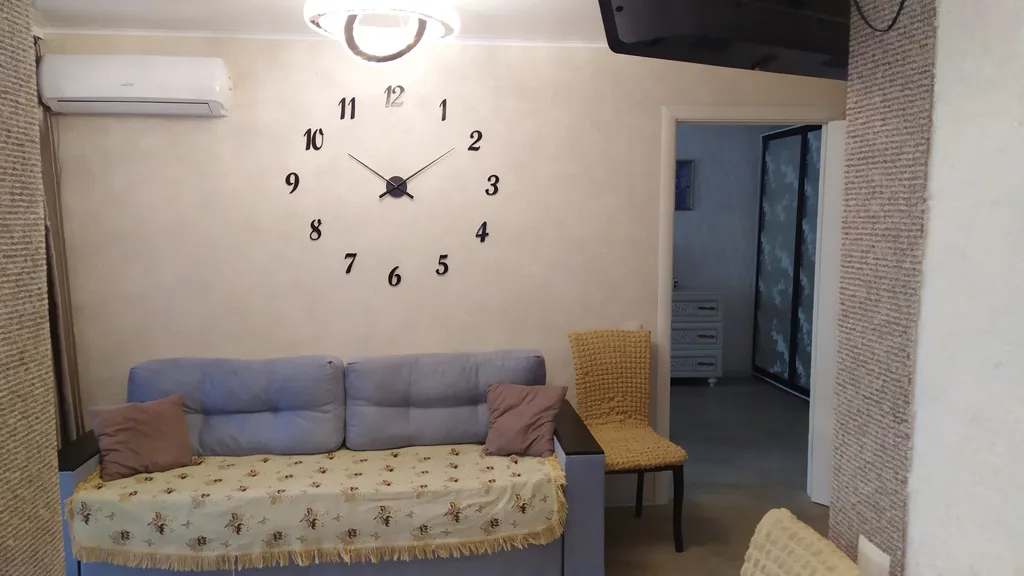 Квартира Трехкомнатная квартира в тихом районе Евпатории — Евпатория