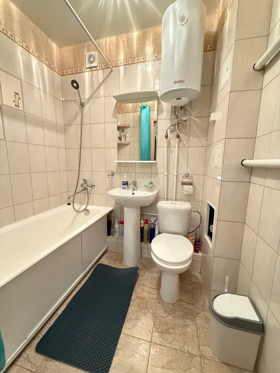 1-комн.квартира 50кв.м, 2 дивана, 1 кровать, до 6ти гостей.