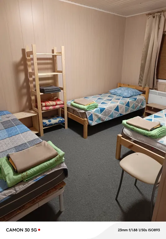 Частный дом у реки