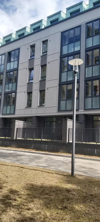 Апартаменты с террасой и камином в лесу рядом с Финским заливом