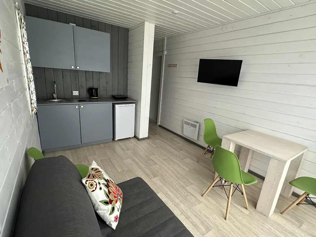 Коттедж Дом на берегу реки — Сясьстрой