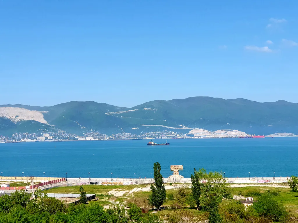 Квартира Квартира 2-комнатная с шикарным видом на море — Новороссийск
