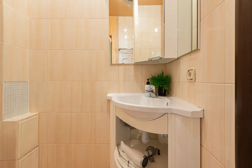 Просторная на заливе с панорамными окнами, кондиционер, 2 TV