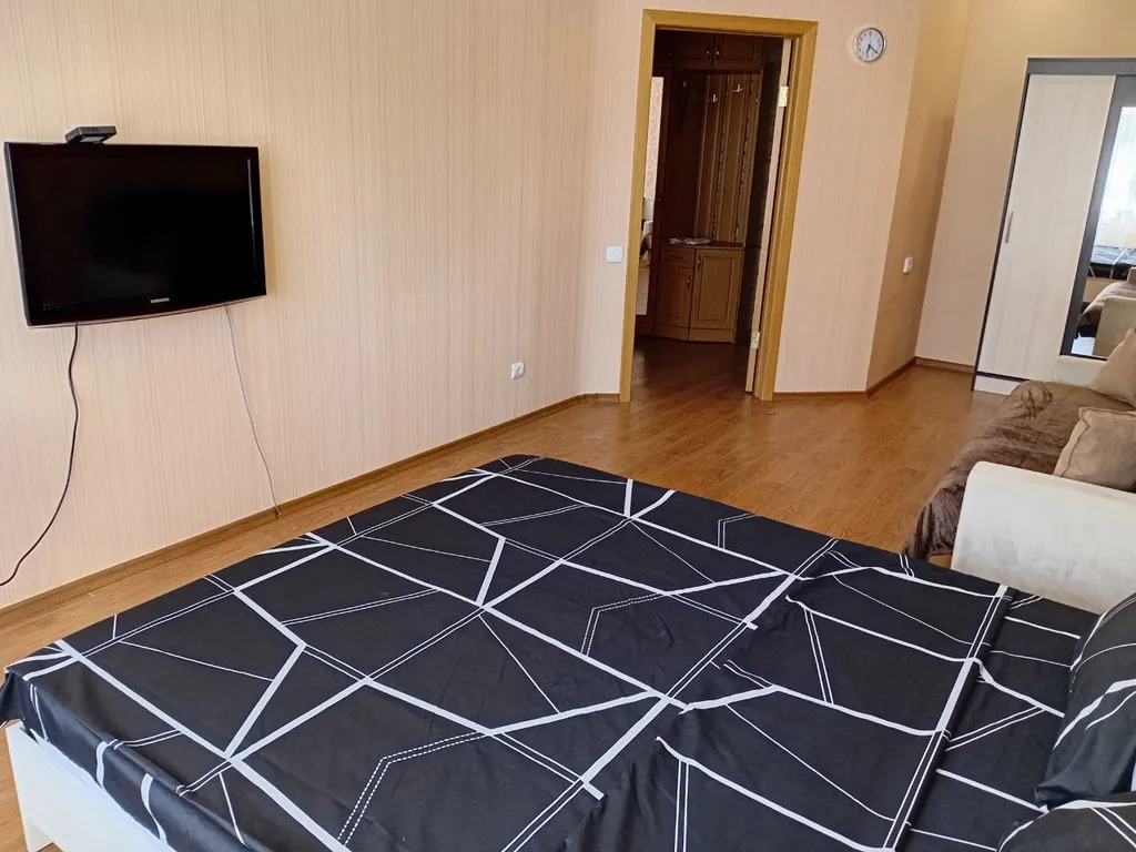 Квартира с видом на стадион