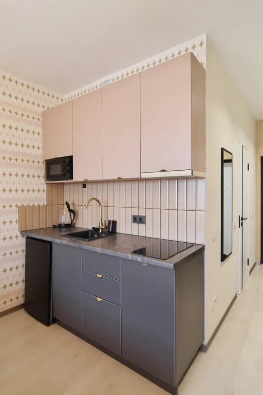 Видовая студия с евроремонтом на Самаровской