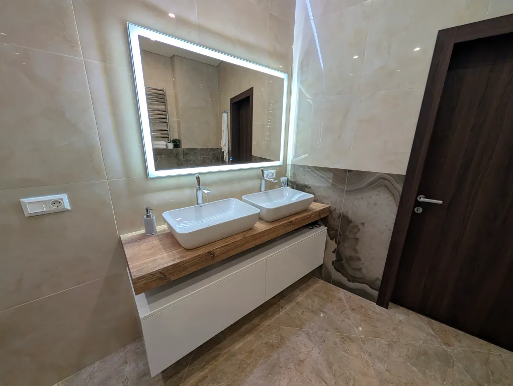 Новый апартамент 129м2 с лучшим видом на центр Севастополя