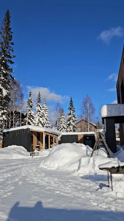 Таунхаус с видом на гору Зелёная