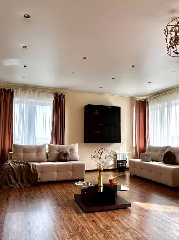 Просторная квартира в центре города — аренда посуточно в Иркутск