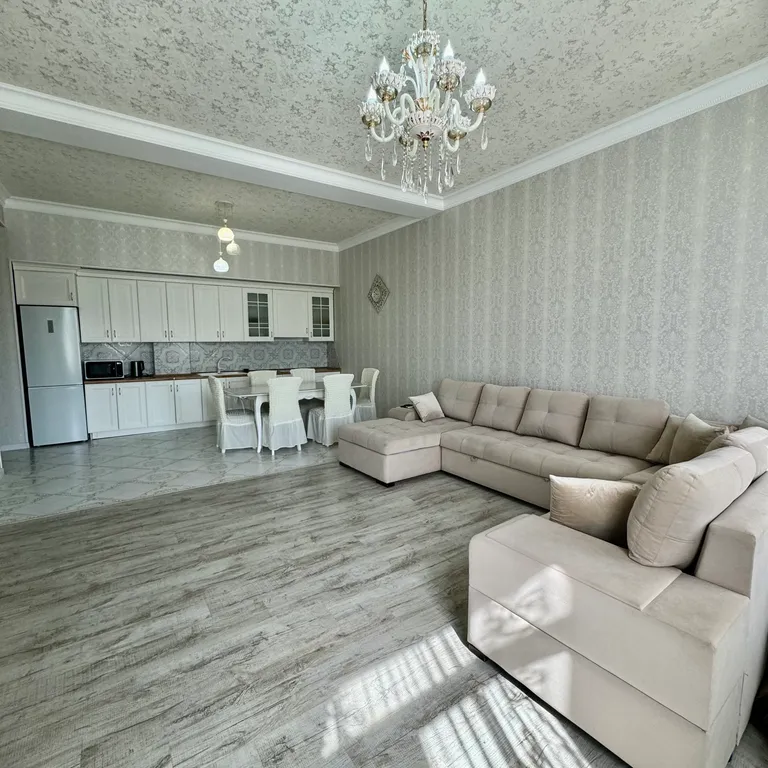 Роскошные трёхкомнатные апартаменты