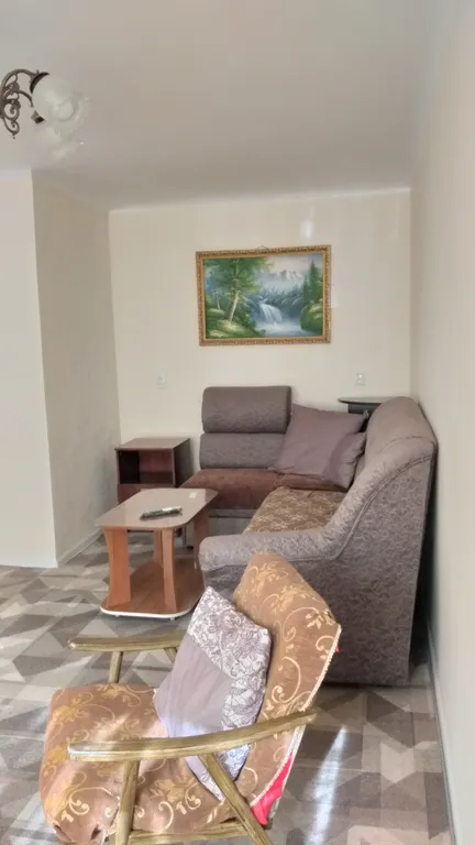 Уютная квартира рядом с парком — аренда посуточно в Юрга