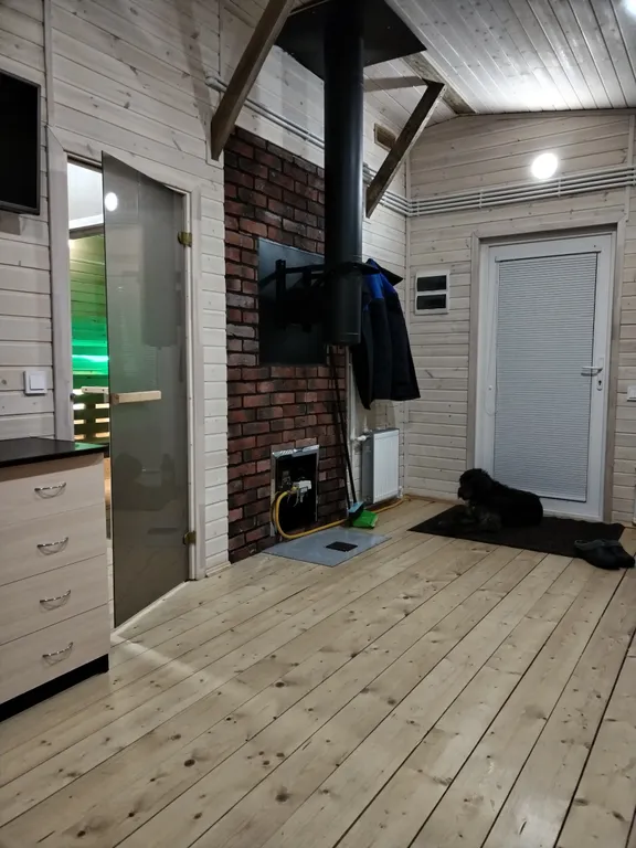 Коттедж Дом с баней в лесу — Агалатово