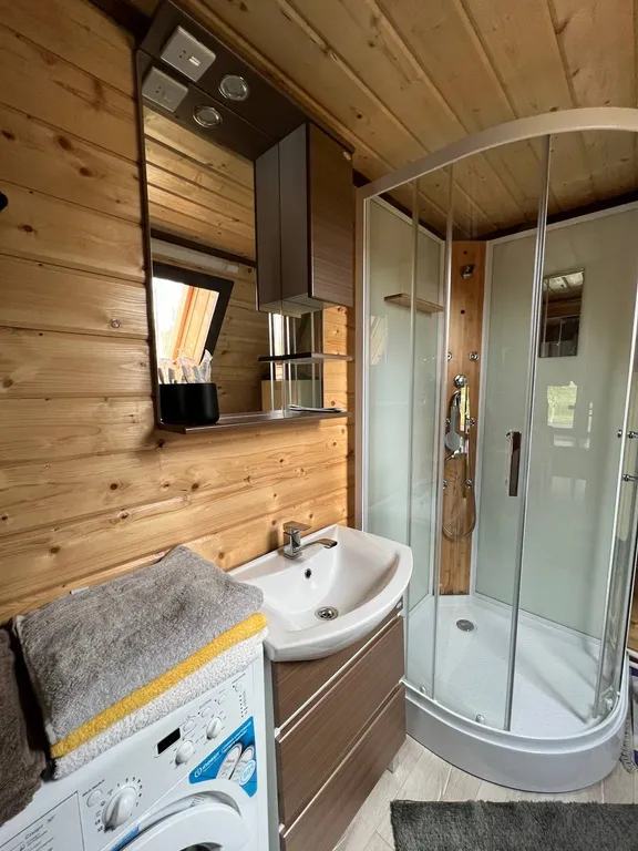 Коттедж Уютный дом с огромной территорией на берегу реки — Можайск