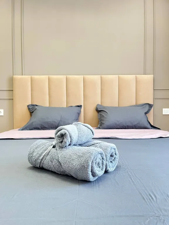 Евродвушка с панорамными окнами уют для проживания 7 плюс дней svoydom