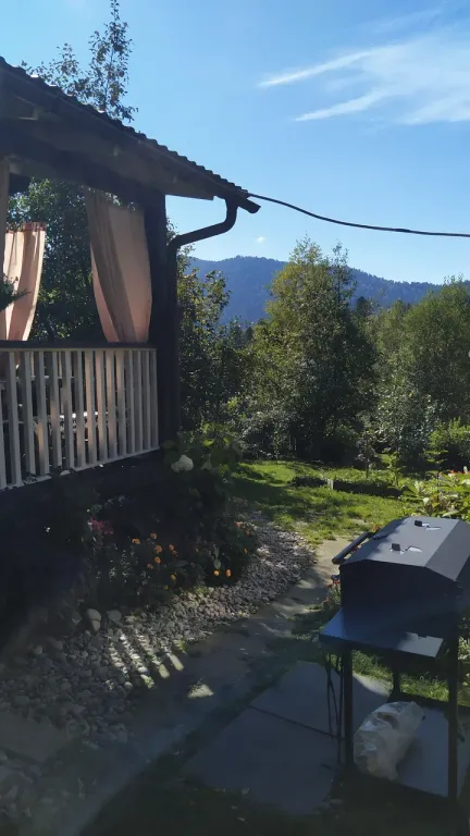 Домик в саду