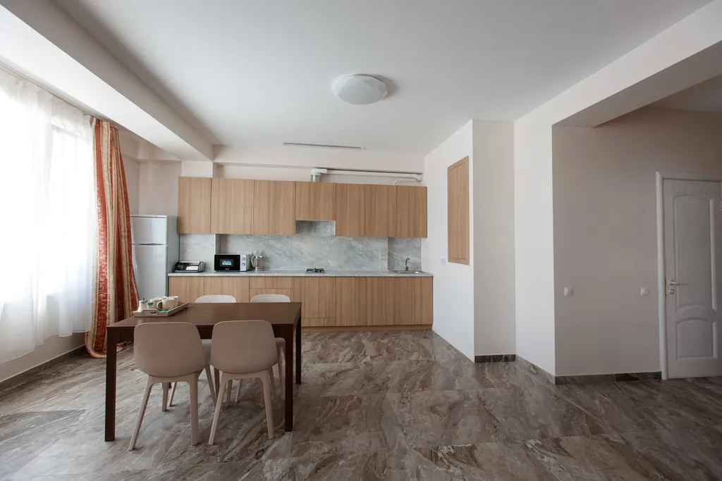 Апартамент шестиместный