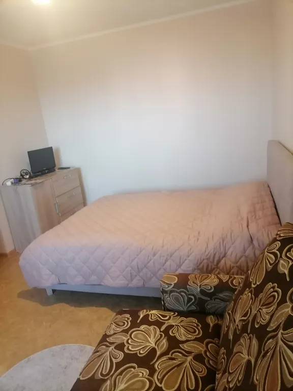 1 к.кв. в новом 5эт.кирп.доме, недалеко от центра.