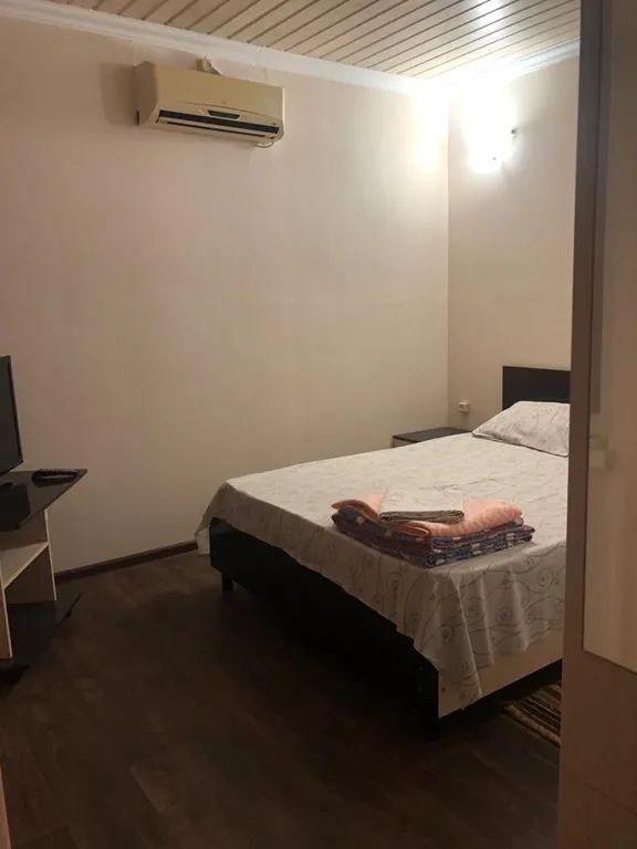 Квартира Уютная комната с удобствами на территории частного дома — Адлер