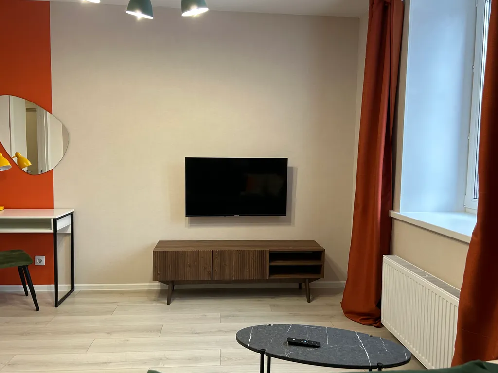 Трехкомнатные апартаменты в центре