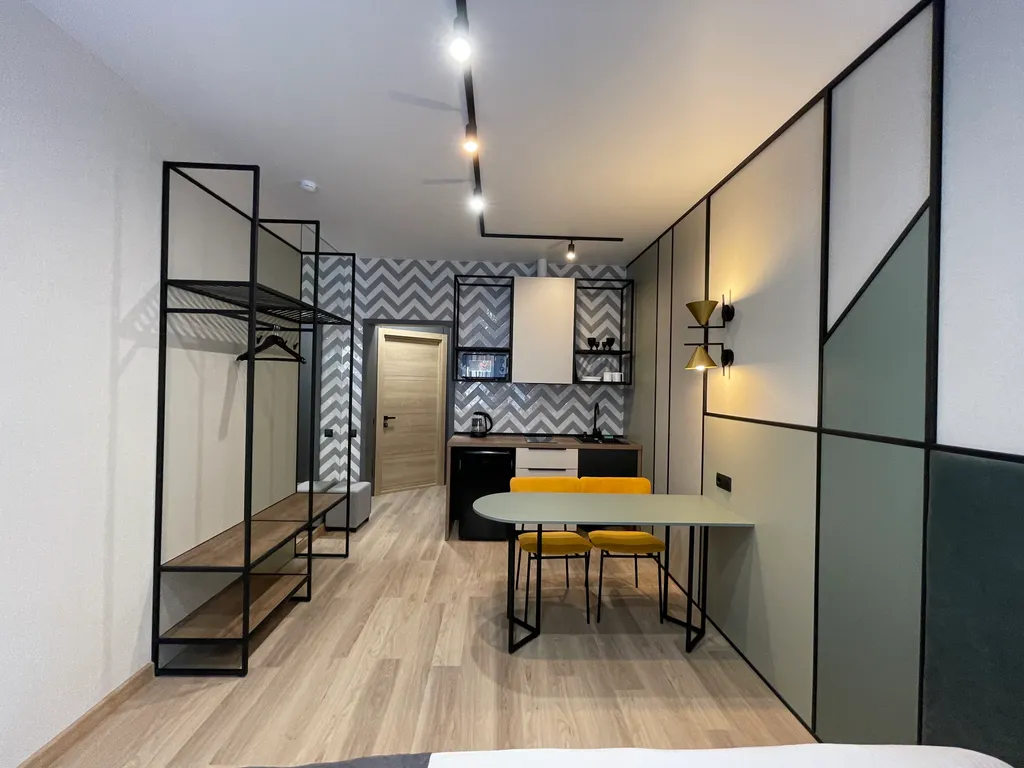 Hotels-Braun рядом с ТЦ Европа