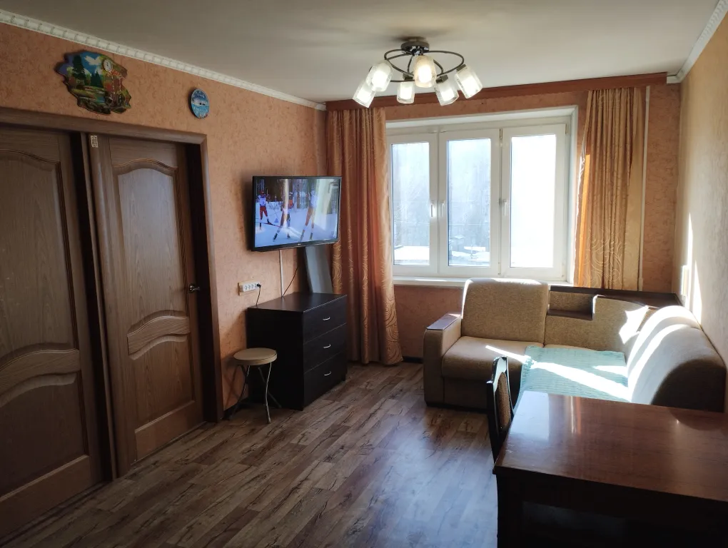 Четырехкомнатная квартира в тихом районе — аренда посуточно в Дмитров