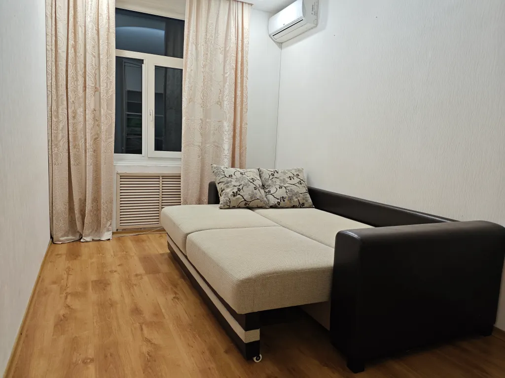 Квартира Квартира Сталинка с видом на Кремлевский парк — Великий Новгород