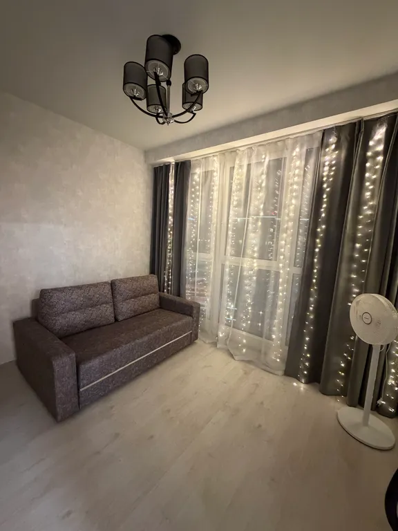 Квартира с красивым видом на вечерний Минск мир