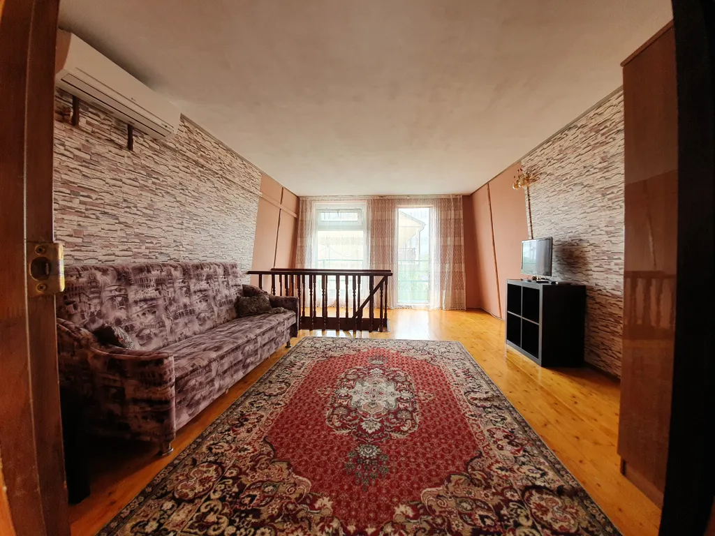 Коттедж Уютный домик — Ильич