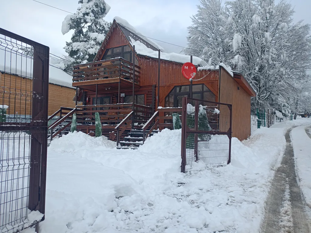 Лес Поляна хаус