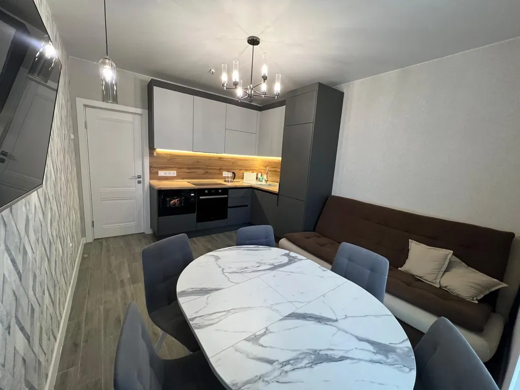 Квартира Двухкомнатная квартира с балконом у моря — Анапа