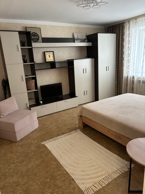 Уютная квартира в хорошем районе — аренда посуточно в Саранск