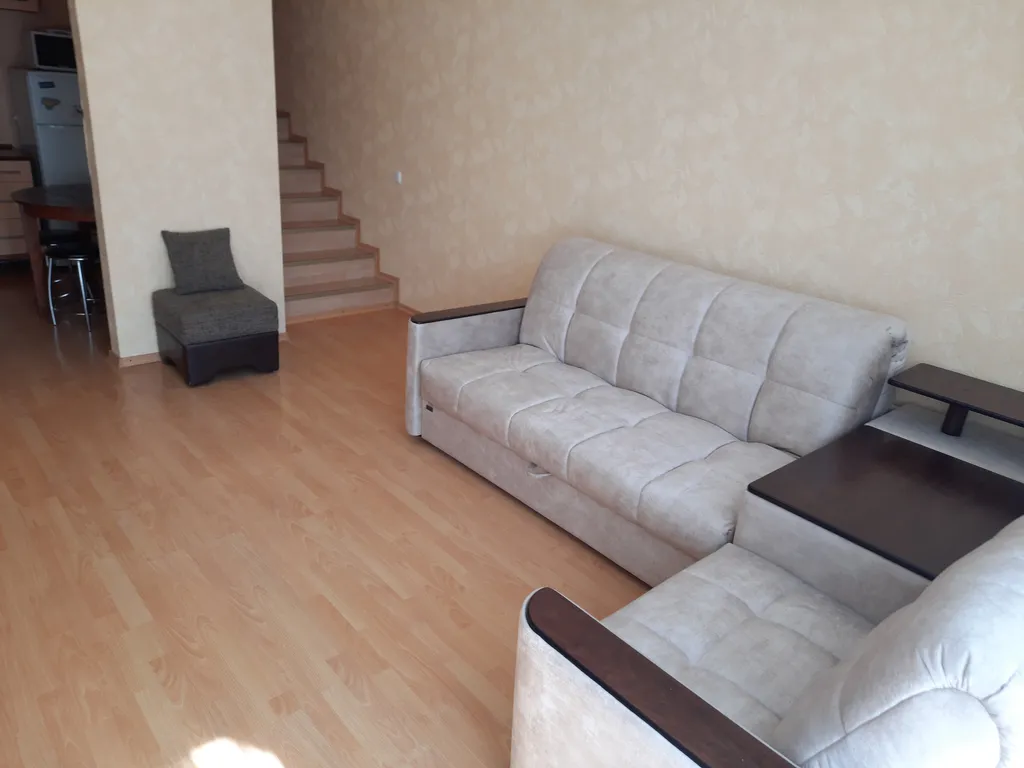 Двухуровневый номер для большой семьи