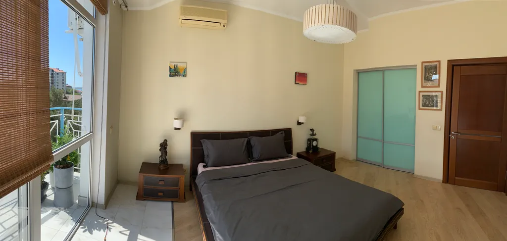 Квартира с видом на море рядом с набережной