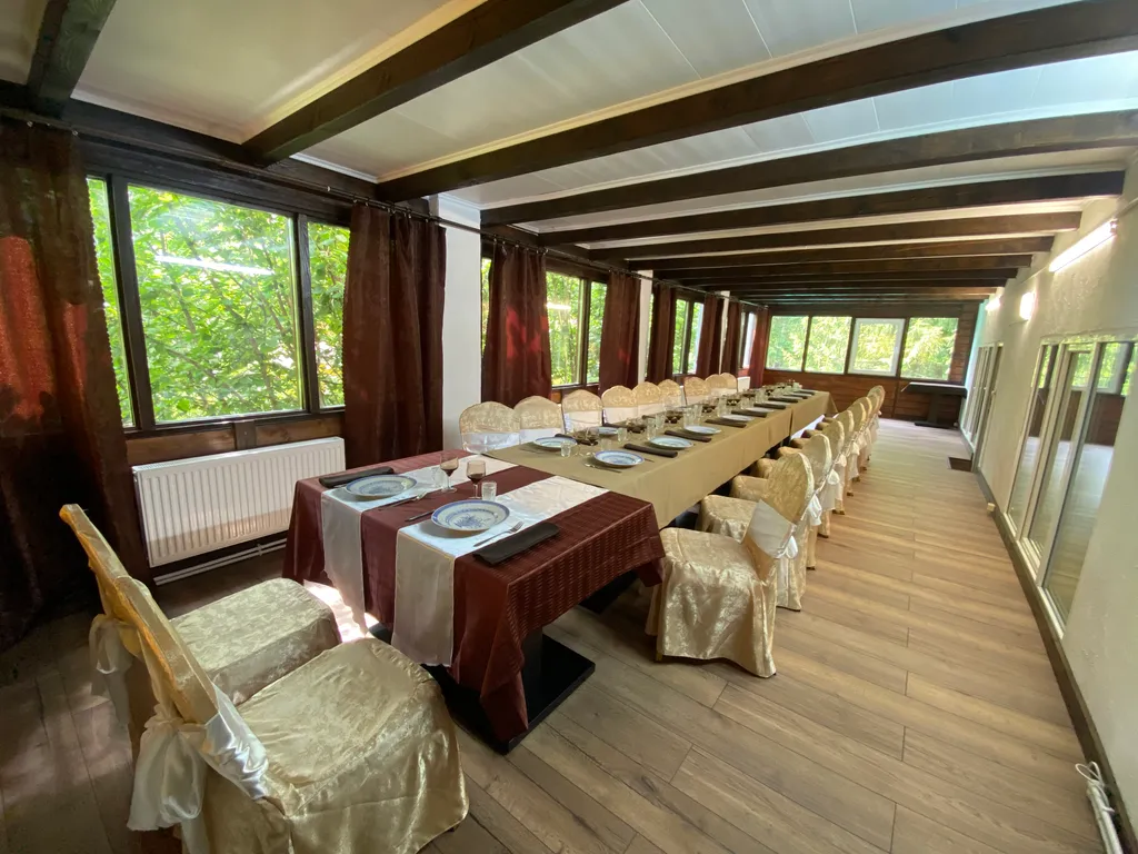 Коттедж Дом в лесу — Лупаново