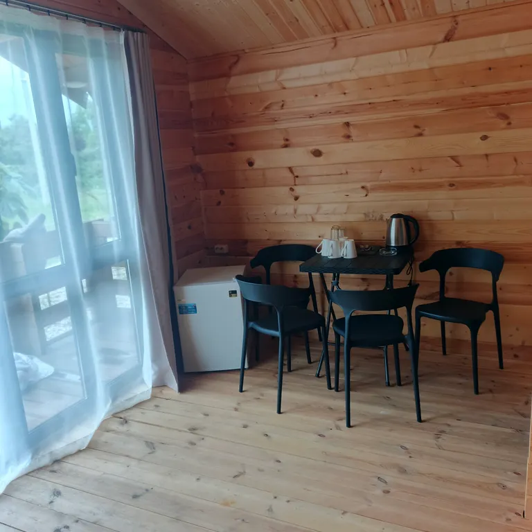 Четырехместный домик