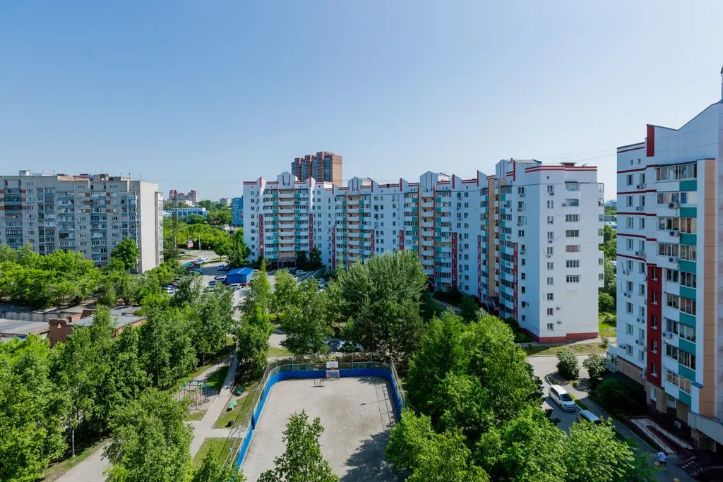 Жилая комната в 3-комнатной квартире 103