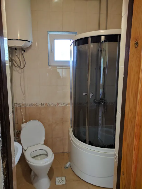 Коттедж Этаж в доме с видом на море и горы в 920 метрах от пляжа — Кацивели