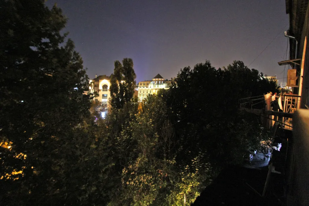 Квартира у площади Республики