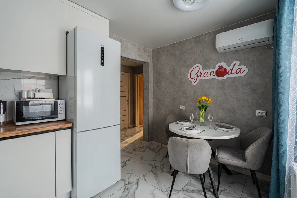 Красивая квартира с отдельными комнатами в районе Выя