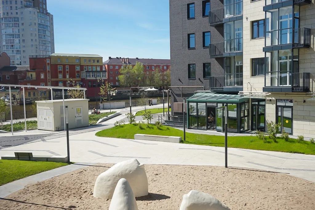 Просторная лофт-евродвушка Городской Лофт c балконом на набережной