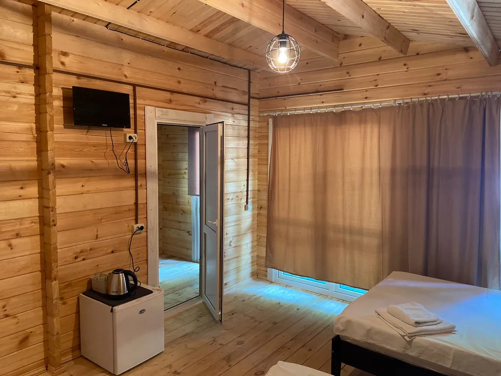 "Атара Хаус"