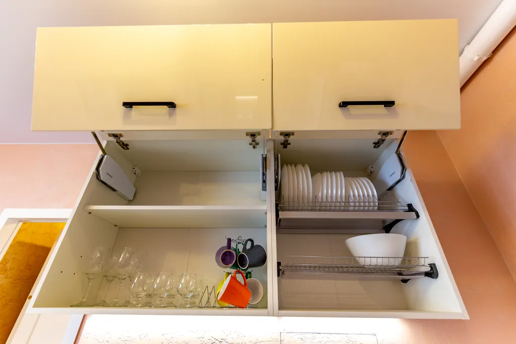 Квартира Двухкомнатная квартира класса комфорт с панорамным остеклением ветер гор — Геленджик