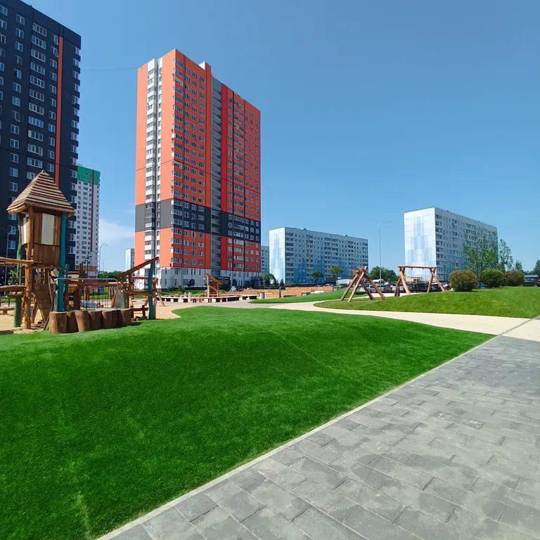 Студия с видом на две реки