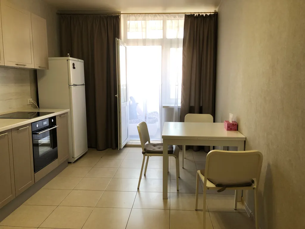 Стильная квартира с видом на стадион Краснодар у парка Галицкого