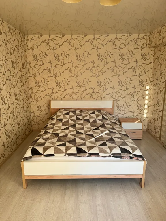 Уютная квартира — аренда посуточно в Ангарск