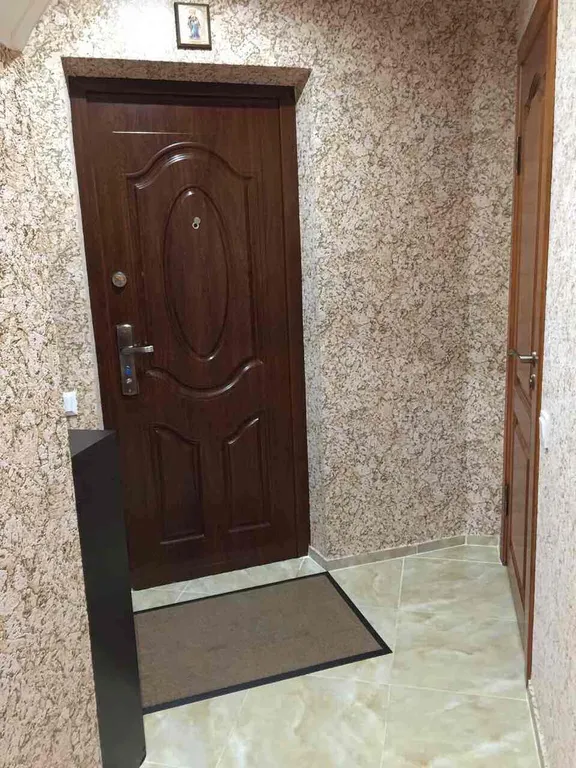 Квартира 2-комнатная Квартира — Алушта