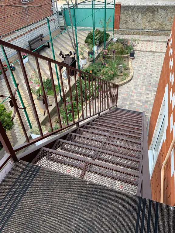 Коттедж Коттедж Уютное жилье — Темрюк