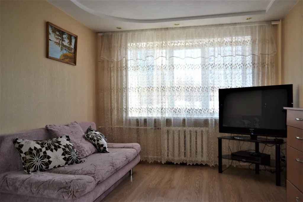 Двухкомнатная квартира в центре у Мурманск Молла