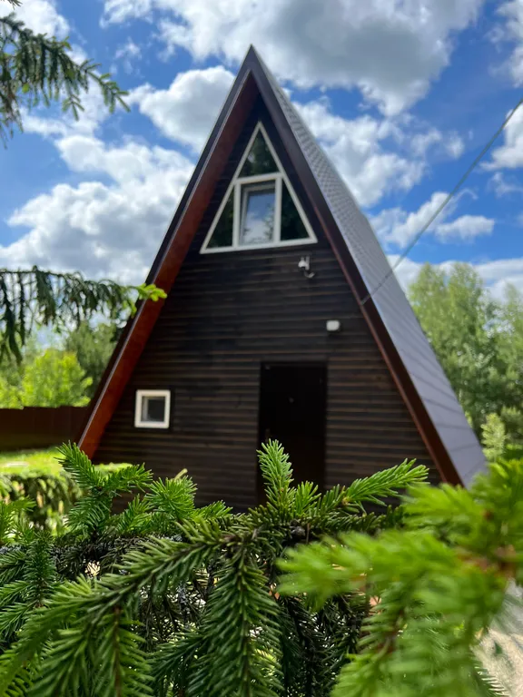 Уютный романтический домик А-фрейм